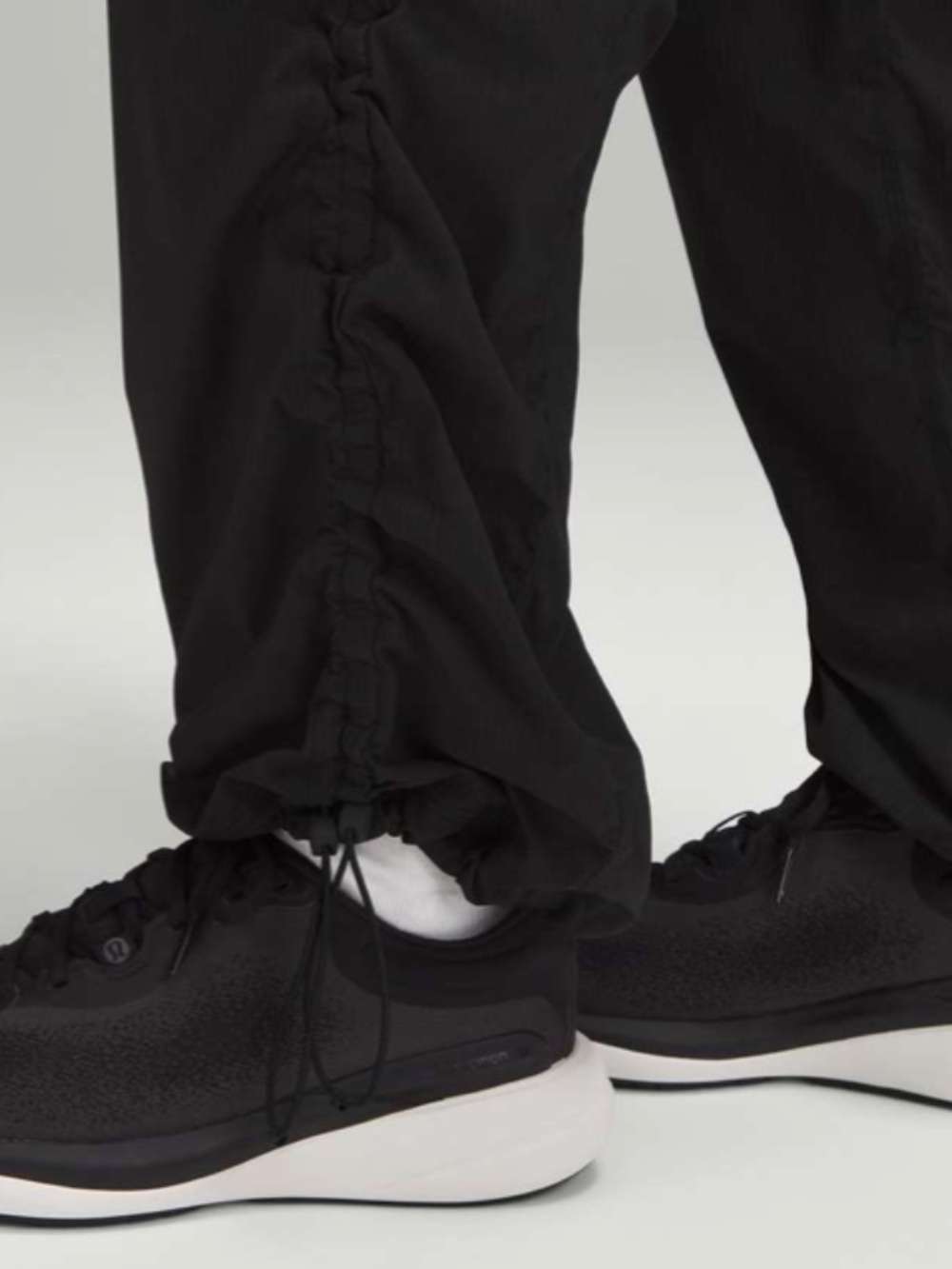 Lululemon Dance Studio Relaxed-Fit Mid-Rise Cargo Pant - Picture 3 of 8